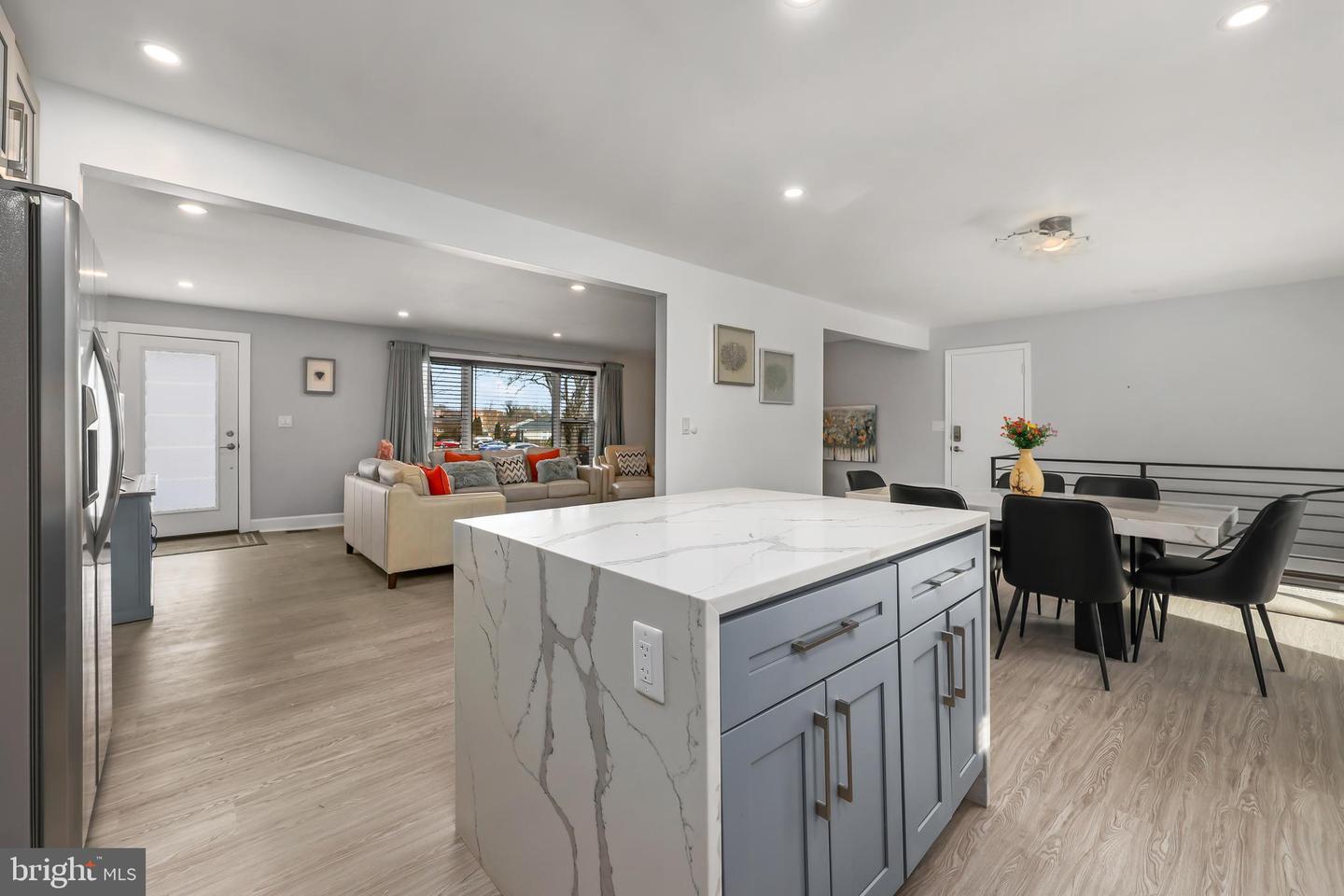 1001 WOODS PL, ALEXANDRIA, Virginia 22302, 5 Bedrooms Bedrooms, ,3 BathroomsBathrooms,Residential,For sale,1001 WOODS PL,VAAX2053460 MLS # VAAX2053460