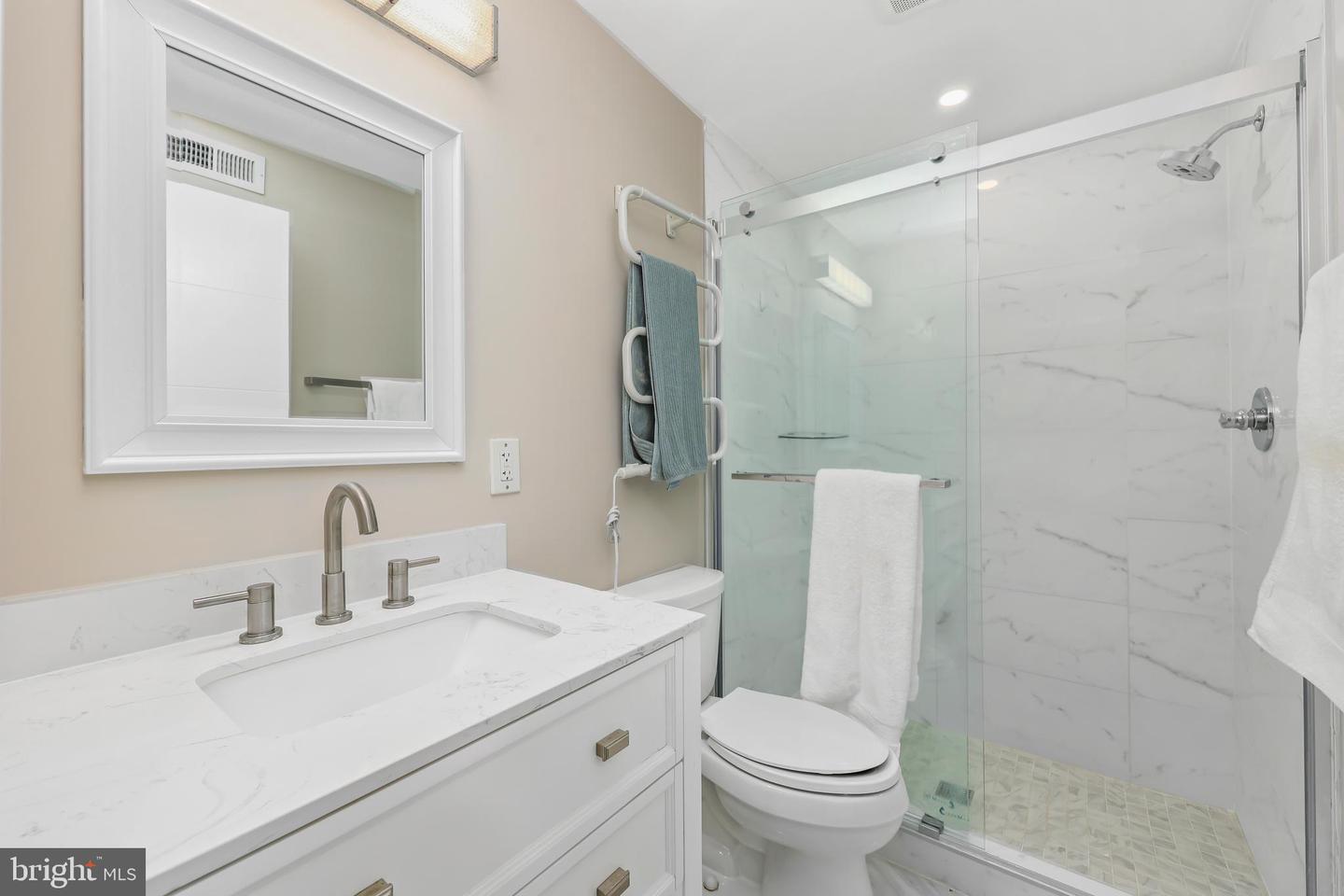 1001 WOODS PL, ALEXANDRIA, Virginia 22302, 5 Bedrooms Bedrooms, ,3 BathroomsBathrooms,Residential,For sale,1001 WOODS PL,VAAX2053460 MLS # VAAX2053460