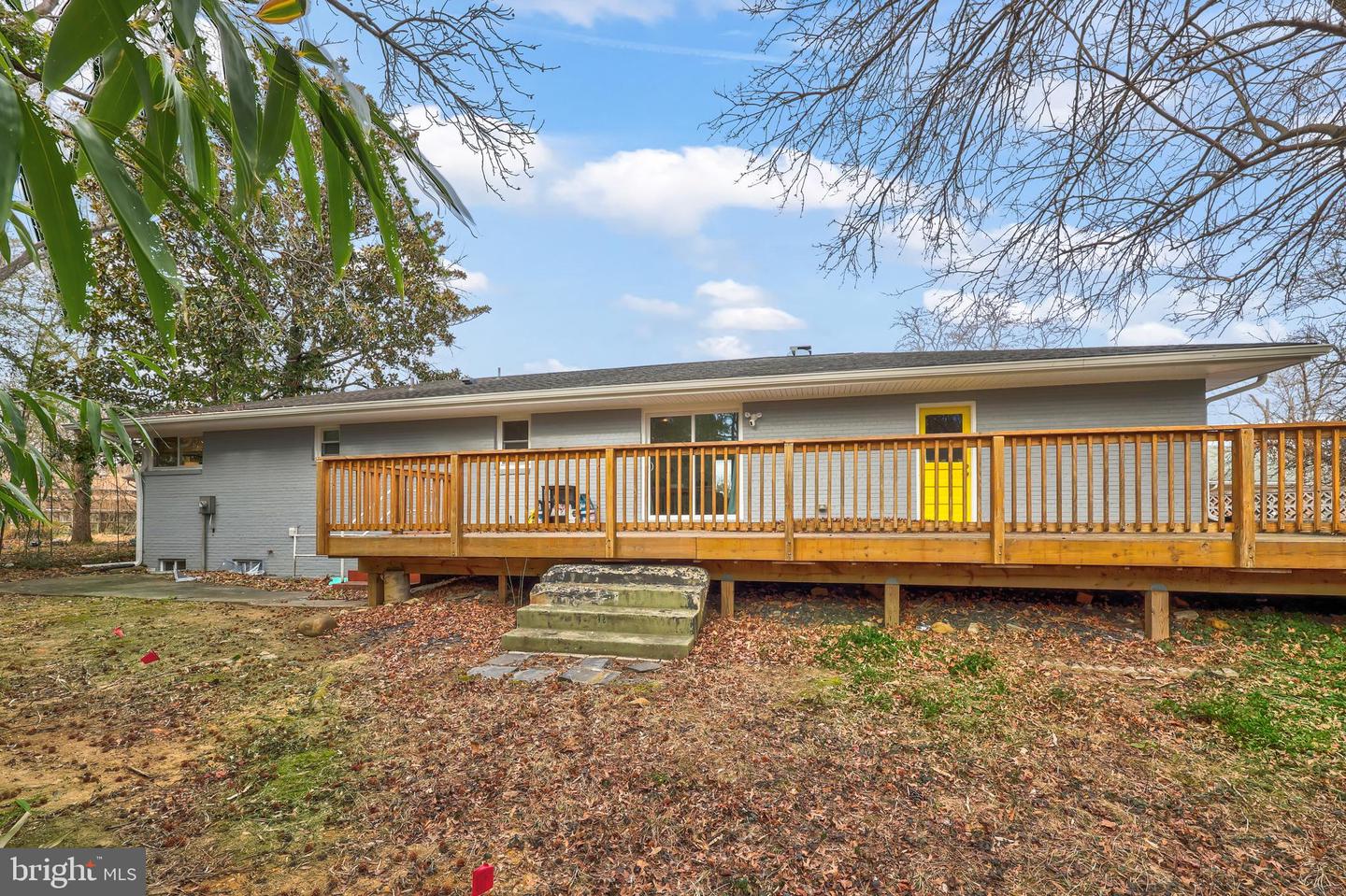 1001 WOODS PL, ALEXANDRIA, Virginia 22302, 5 Bedrooms Bedrooms, ,3 BathroomsBathrooms,Residential,For sale,1001 WOODS PL,VAAX2053460 MLS # VAAX2053460