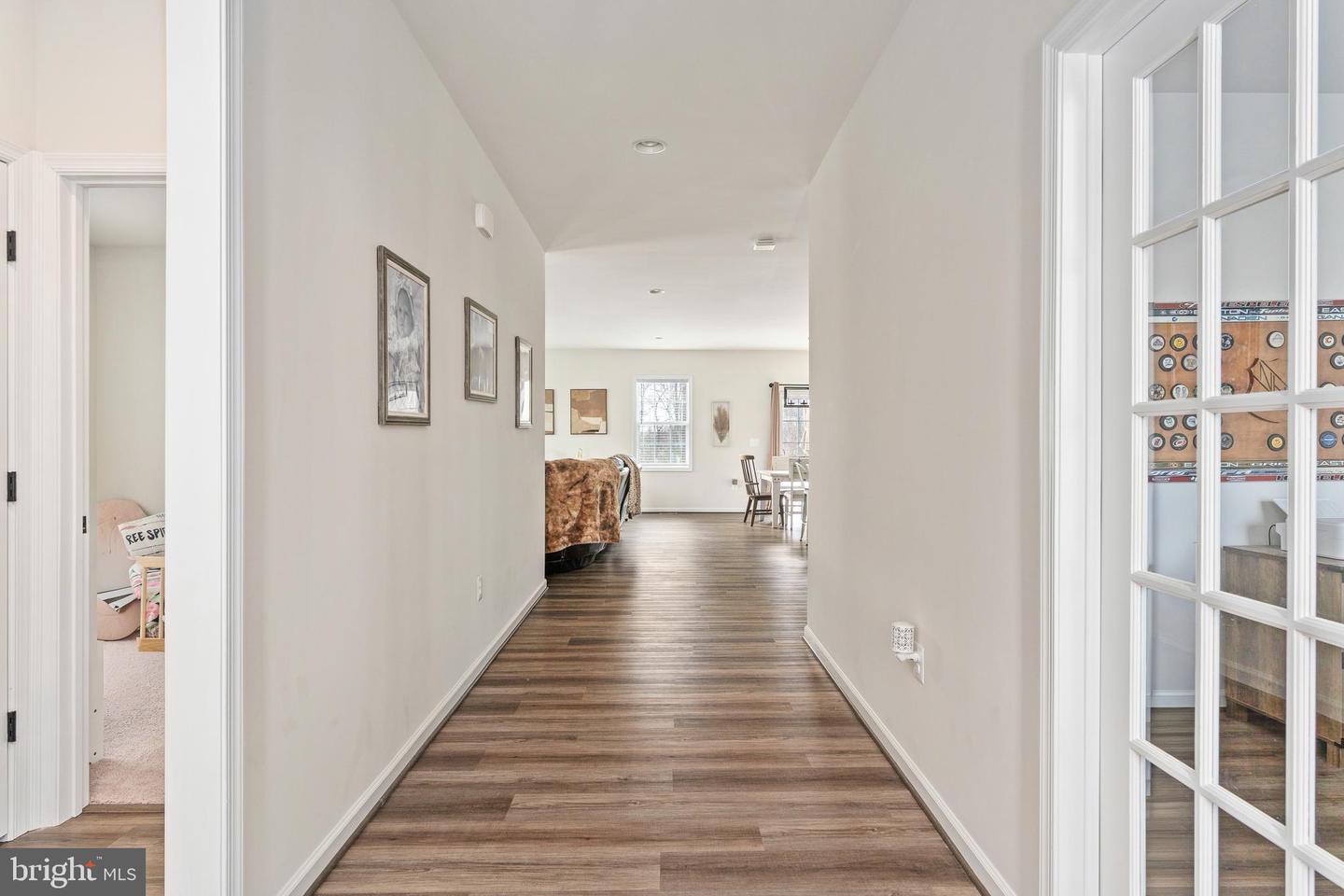 11725 ROBIN WOODS CIR, SPOTSYLVANIA, Virginia 22551, 4 Bedrooms Bedrooms, ,3 BathroomsBathrooms,Residential,For sale,11725 ROBIN WOODS CIR,VASP2038846 MLS # VASP2038846