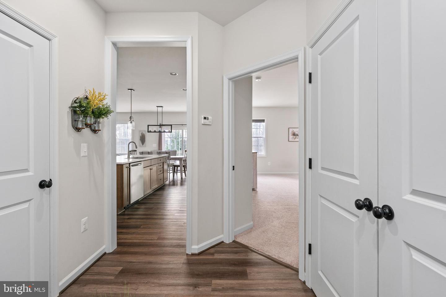 11725 ROBIN WOODS CIR, SPOTSYLVANIA, Virginia 22551, 4 Bedrooms Bedrooms, ,3 BathroomsBathrooms,Residential,For sale,11725 ROBIN WOODS CIR,VASP2038846 MLS # VASP2038846