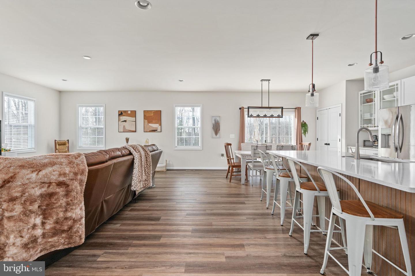 11725 ROBIN WOODS CIR, SPOTSYLVANIA, Virginia 22551, 4 Bedrooms Bedrooms, ,3 BathroomsBathrooms,Residential,For sale,11725 ROBIN WOODS CIR,VASP2038846 MLS # VASP2038846