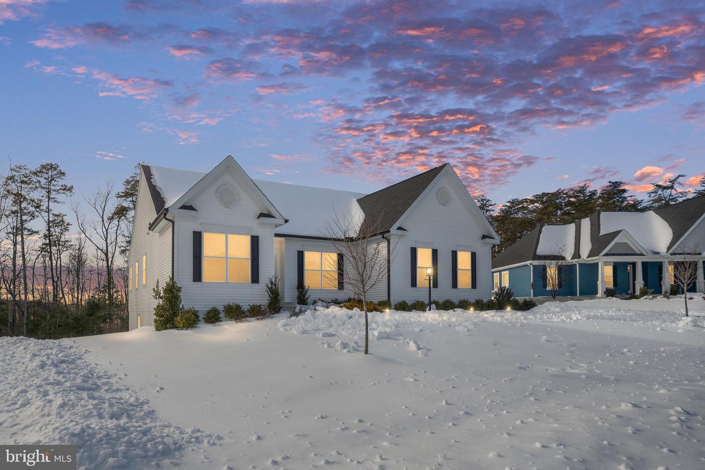 11725 ROBIN WOODS CIR, SPOTSYLVANIA, Virginia 22551, 4 Bedrooms Bedrooms, ,3 BathroomsBathrooms,Residential,For sale,11725 ROBIN WOODS CIR,VASP2038846 MLS # VASP2038846