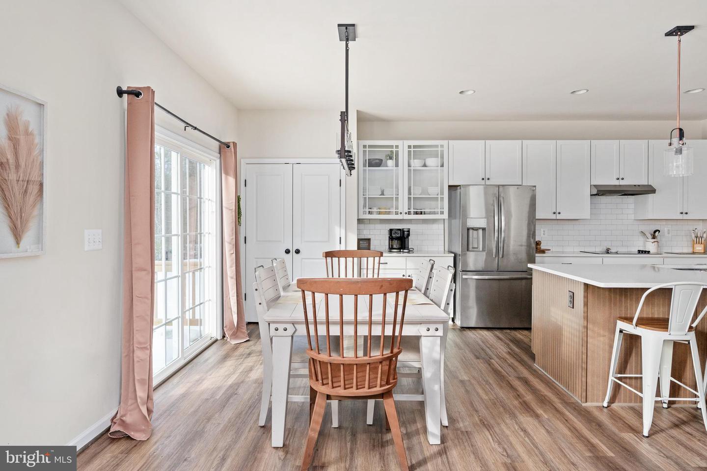 11725 ROBIN WOODS CIR, SPOTSYLVANIA, Virginia 22551, 4 Bedrooms Bedrooms, ,3 BathroomsBathrooms,Residential,For sale,11725 ROBIN WOODS CIR,VASP2038846 MLS # VASP2038846