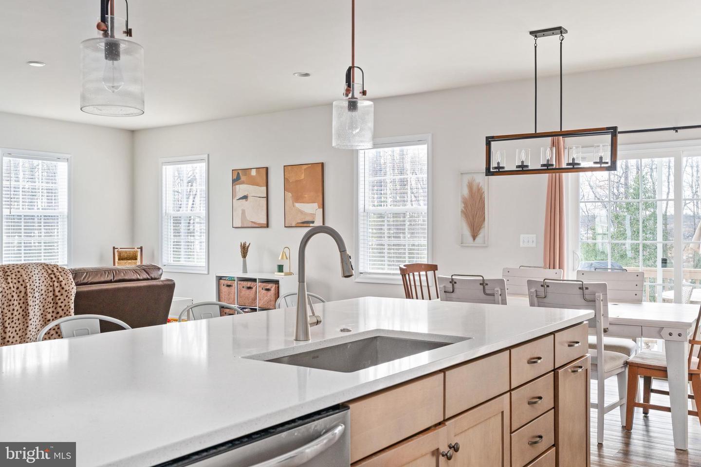 11725 ROBIN WOODS CIR, SPOTSYLVANIA, Virginia 22551, 4 Bedrooms Bedrooms, ,3 BathroomsBathrooms,Residential,For sale,11725 ROBIN WOODS CIR,VASP2038846 MLS # VASP2038846