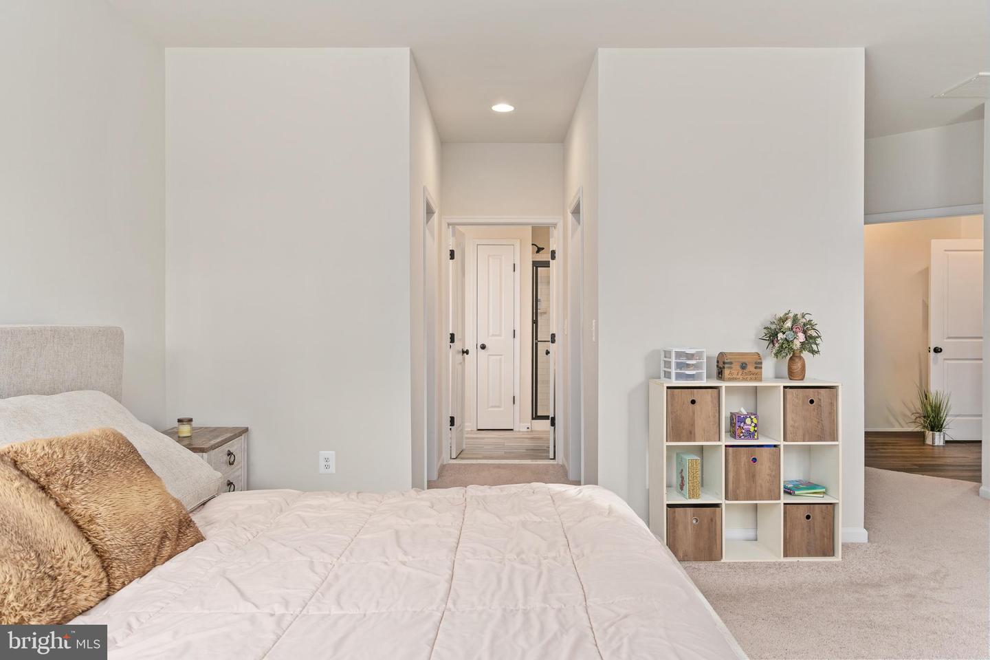 11725 ROBIN WOODS CIR, SPOTSYLVANIA, Virginia 22551, 4 Bedrooms Bedrooms, ,3 BathroomsBathrooms,Residential,For sale,11725 ROBIN WOODS CIR,VASP2038846 MLS # VASP2038846