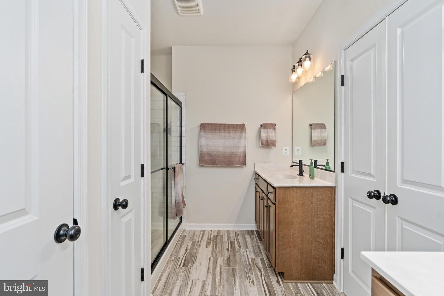 11725 ROBIN WOODS CIR, SPOTSYLVANIA, Virginia 22551, 4 Bedrooms Bedrooms, ,3 BathroomsBathrooms,Residential,For sale,11725 ROBIN WOODS CIR,VASP2038846 MLS # VASP2038846