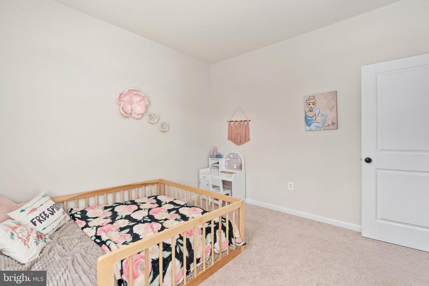 11725 ROBIN WOODS CIR, SPOTSYLVANIA, Virginia 22551, 4 Bedrooms Bedrooms, ,3 BathroomsBathrooms,Residential,For sale,11725 ROBIN WOODS CIR,VASP2038846 MLS # VASP2038846