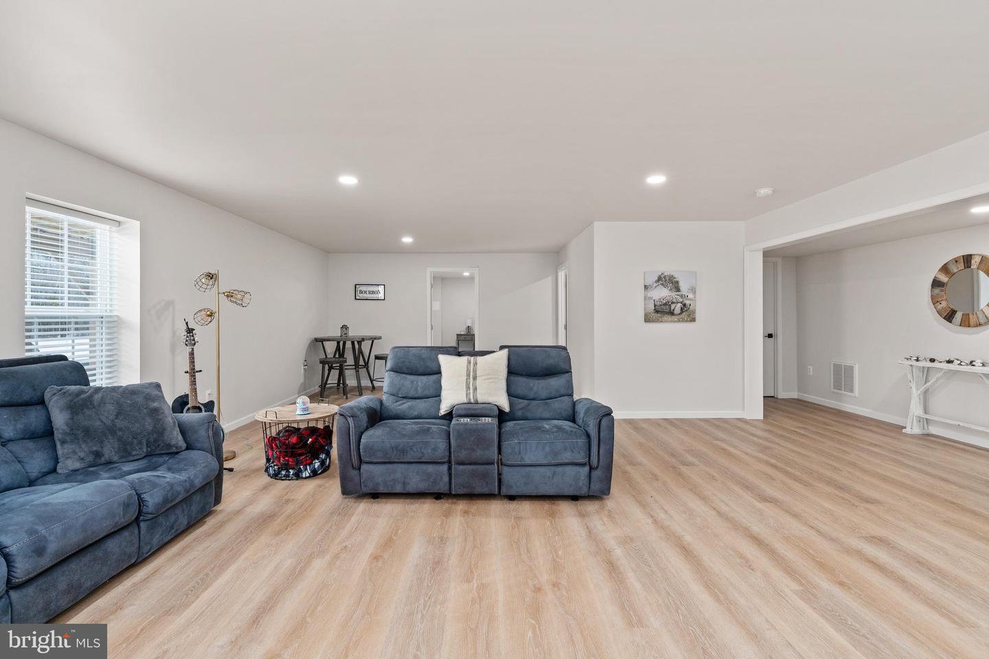 11725 ROBIN WOODS CIR, SPOTSYLVANIA, Virginia 22551, 4 Bedrooms Bedrooms, ,3 BathroomsBathrooms,Residential,For sale,11725 ROBIN WOODS CIR,VASP2038846 MLS # VASP2038846