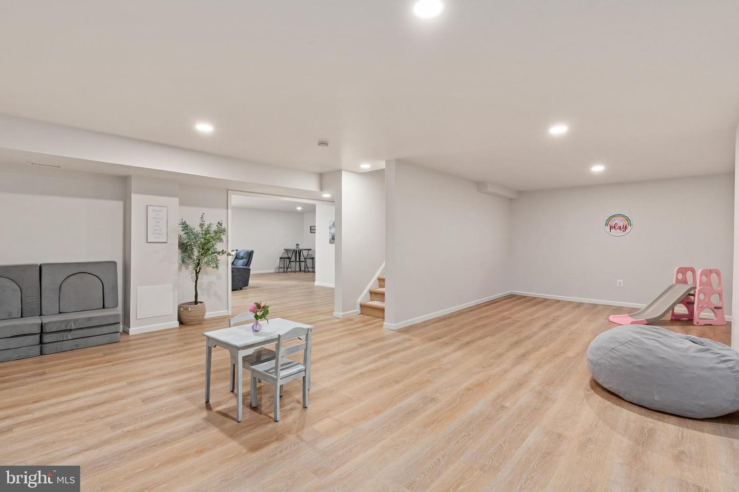 11725 ROBIN WOODS CIR, SPOTSYLVANIA, Virginia 22551, 4 Bedrooms Bedrooms, ,3 BathroomsBathrooms,Residential,For sale,11725 ROBIN WOODS CIR,VASP2038846 MLS # VASP2038846