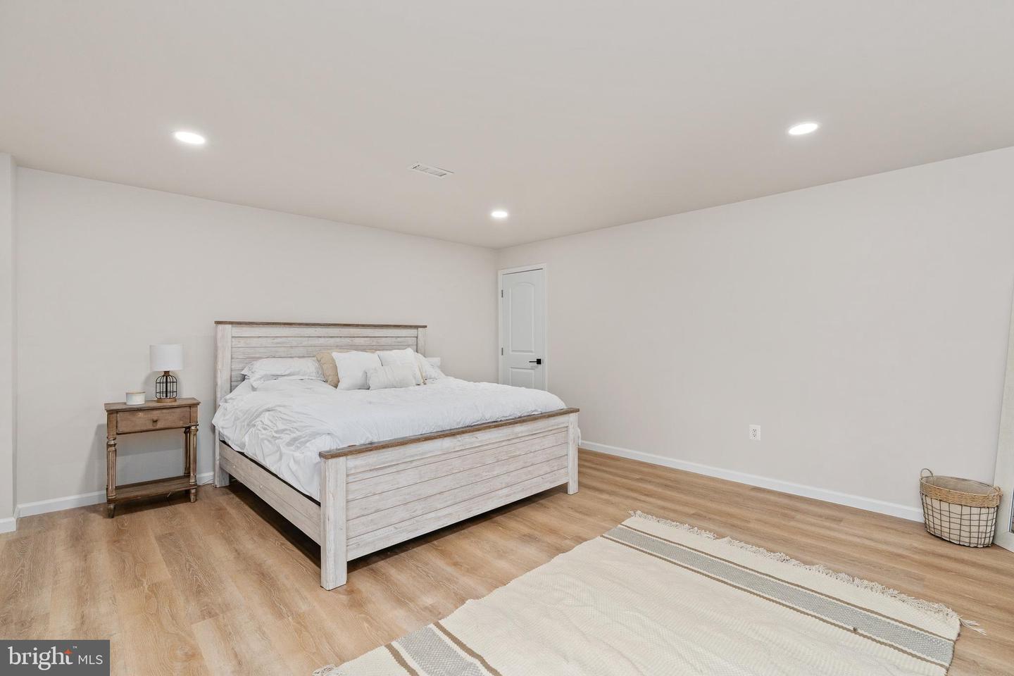 11725 ROBIN WOODS CIR, SPOTSYLVANIA, Virginia 22551, 4 Bedrooms Bedrooms, ,3 BathroomsBathrooms,Residential,For sale,11725 ROBIN WOODS CIR,VASP2038846 MLS # VASP2038846