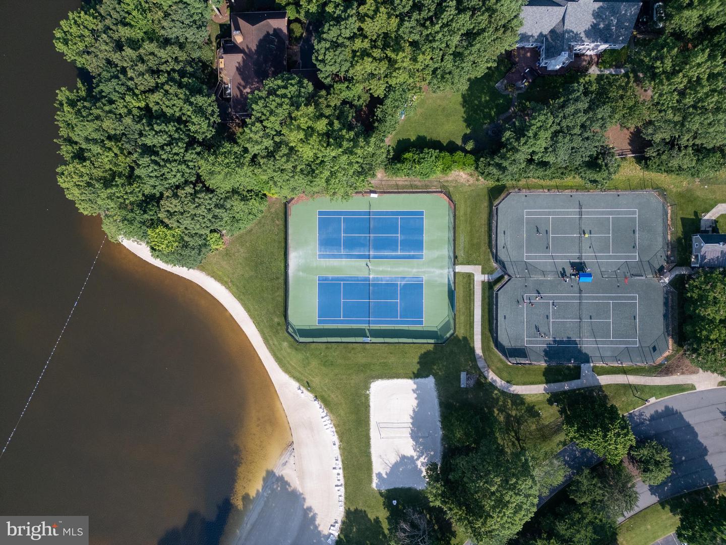 11725 ROBIN WOODS CIR, SPOTSYLVANIA, Virginia 22551, 4 Bedrooms Bedrooms, ,3 BathroomsBathrooms,Residential,For sale,11725 ROBIN WOODS CIR,VASP2038846 MLS # VASP2038846