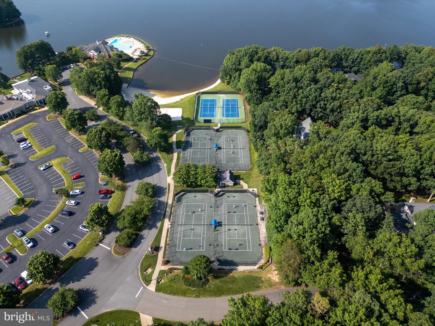 11725 ROBIN WOODS CIR, SPOTSYLVANIA, Virginia 22551, 4 Bedrooms Bedrooms, ,3 BathroomsBathrooms,Residential,For sale,11725 ROBIN WOODS CIR,VASP2038846 MLS # VASP2038846