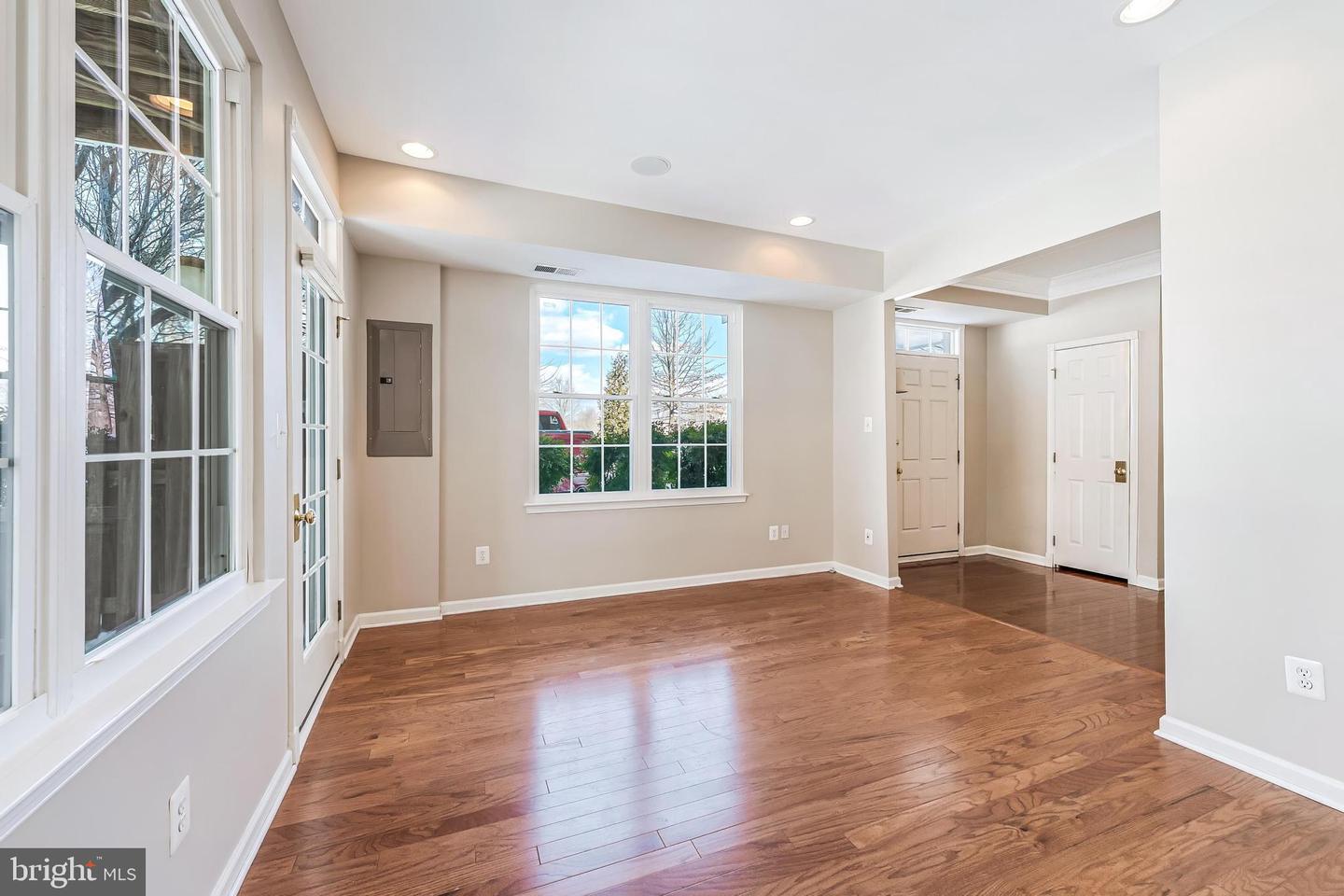 20401 TRAILS END TER, ASHBURN, Virginia 20147, 2 Bedrooms Bedrooms, ,2 BathroomsBathrooms,Residential,For sale,20401 TRAILS END TER,VALO2114620 MLS # VALO2114620 20401 TRAILS END TER, ASHBURN, Virginia 20147, 2 Bedrooms Bedrooms, ,2 BathroomsBathrooms,Residential,For sale,20401 TRAILS END TER,VALO2114620 MLS # VALO2114620