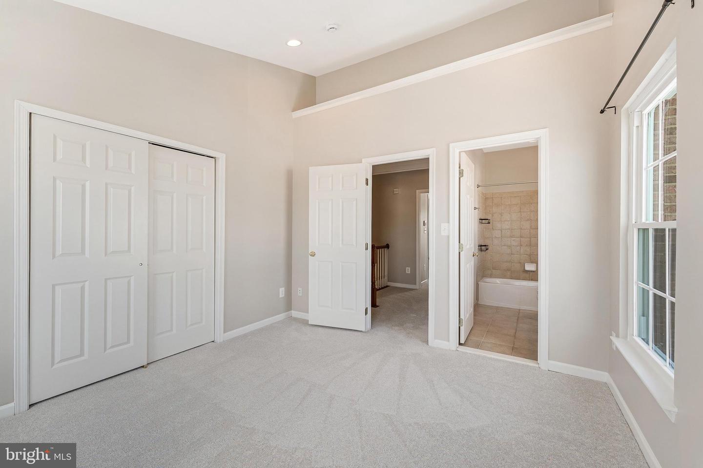 20401 TRAILS END TER, ASHBURN, Virginia 20147, 2 Bedrooms Bedrooms, ,2 BathroomsBathrooms,Residential,For sale,20401 TRAILS END TER,VALO2114620 MLS # VALO2114620 20401 TRAILS END TER, ASHBURN, Virginia 20147, 2 Bedrooms Bedrooms, ,2 BathroomsBathrooms,Residential,For sale,20401 TRAILS END TER,VALO2114620 MLS # VALO2114620