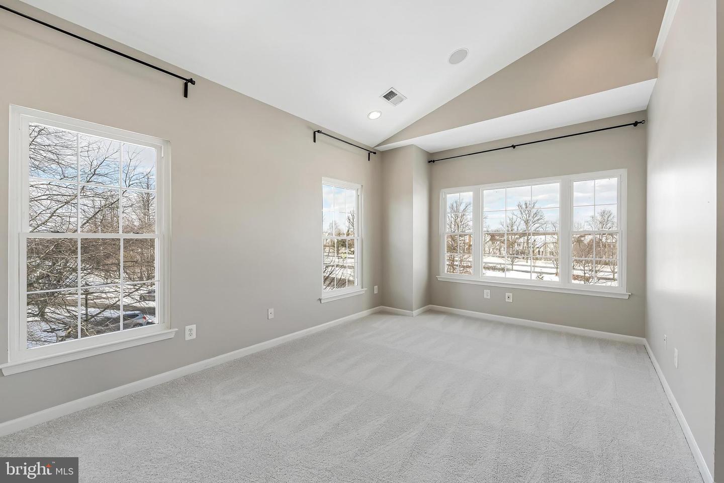 20401 TRAILS END TER, ASHBURN, Virginia 20147, 2 Bedrooms Bedrooms, ,2 BathroomsBathrooms,Residential,For sale,20401 TRAILS END TER,VALO2114620 MLS # VALO2114620 20401 TRAILS END TER, ASHBURN, Virginia 20147, 2 Bedrooms Bedrooms, ,2 BathroomsBathrooms,Residential,For sale,20401 TRAILS END TER,VALO2114620 MLS # VALO2114620