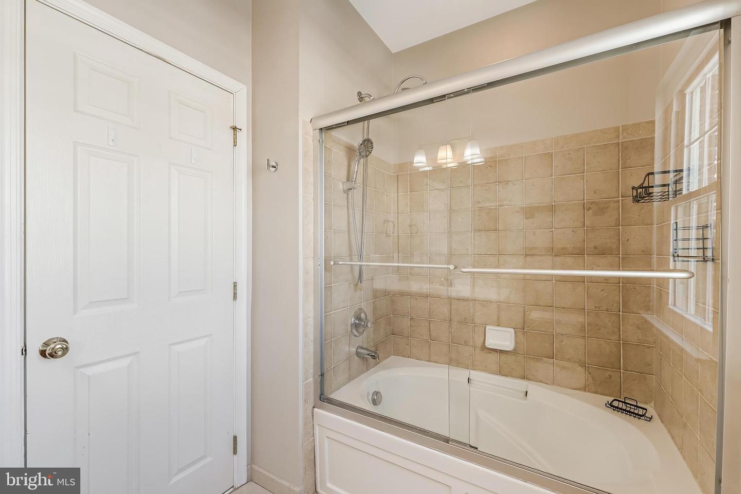 20401 TRAILS END TER, ASHBURN, Virginia 20147, 2 Bedrooms Bedrooms, ,2 BathroomsBathrooms,Residential,For sale,20401 TRAILS END TER,VALO2114620 MLS # VALO2114620 20401 TRAILS END TER, ASHBURN, Virginia 20147, 2 Bedrooms Bedrooms, ,2 BathroomsBathrooms,Residential,For sale,20401 TRAILS END TER,VALO2114620 MLS # VALO2114620