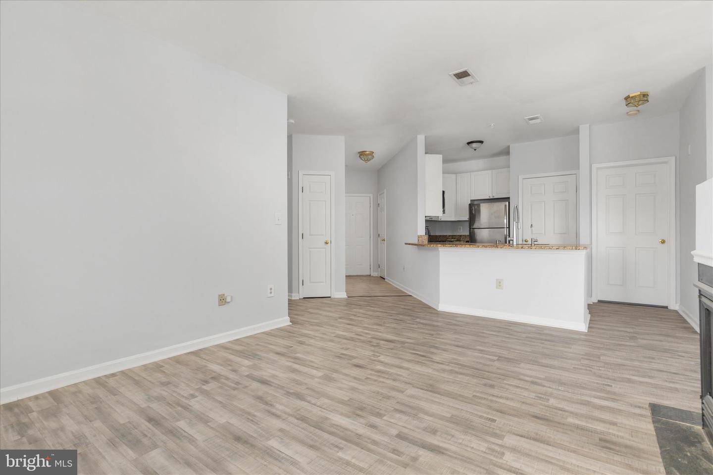 4200 MOZART BRIGADE LN #N, FAIRFAX, Virginia 22033, 2 Bedrooms Bedrooms, ,2 BathroomsBathrooms,Residential,For sale,4200 MOZART BRIGADE LN #N,VAFX2287570 MLS # VAFX2287570