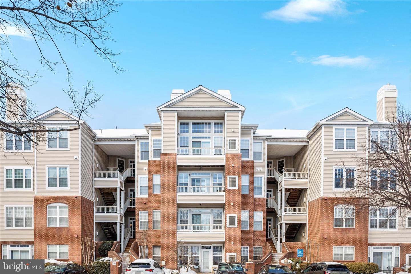 4200 MOZART BRIGADE LN #N, FAIRFAX, Virginia 22033, 2 Bedrooms Bedrooms, ,2 BathroomsBathrooms,Residential,For sale,4200 MOZART BRIGADE LN #N,VAFX2287570 MLS # VAFX2287570