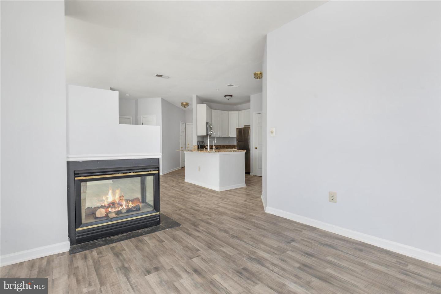 4200 MOZART BRIGADE LN #N, FAIRFAX, Virginia 22033, 2 Bedrooms Bedrooms, ,2 BathroomsBathrooms,Residential,For sale,4200 MOZART BRIGADE LN #N,VAFX2287570 MLS # VAFX2287570