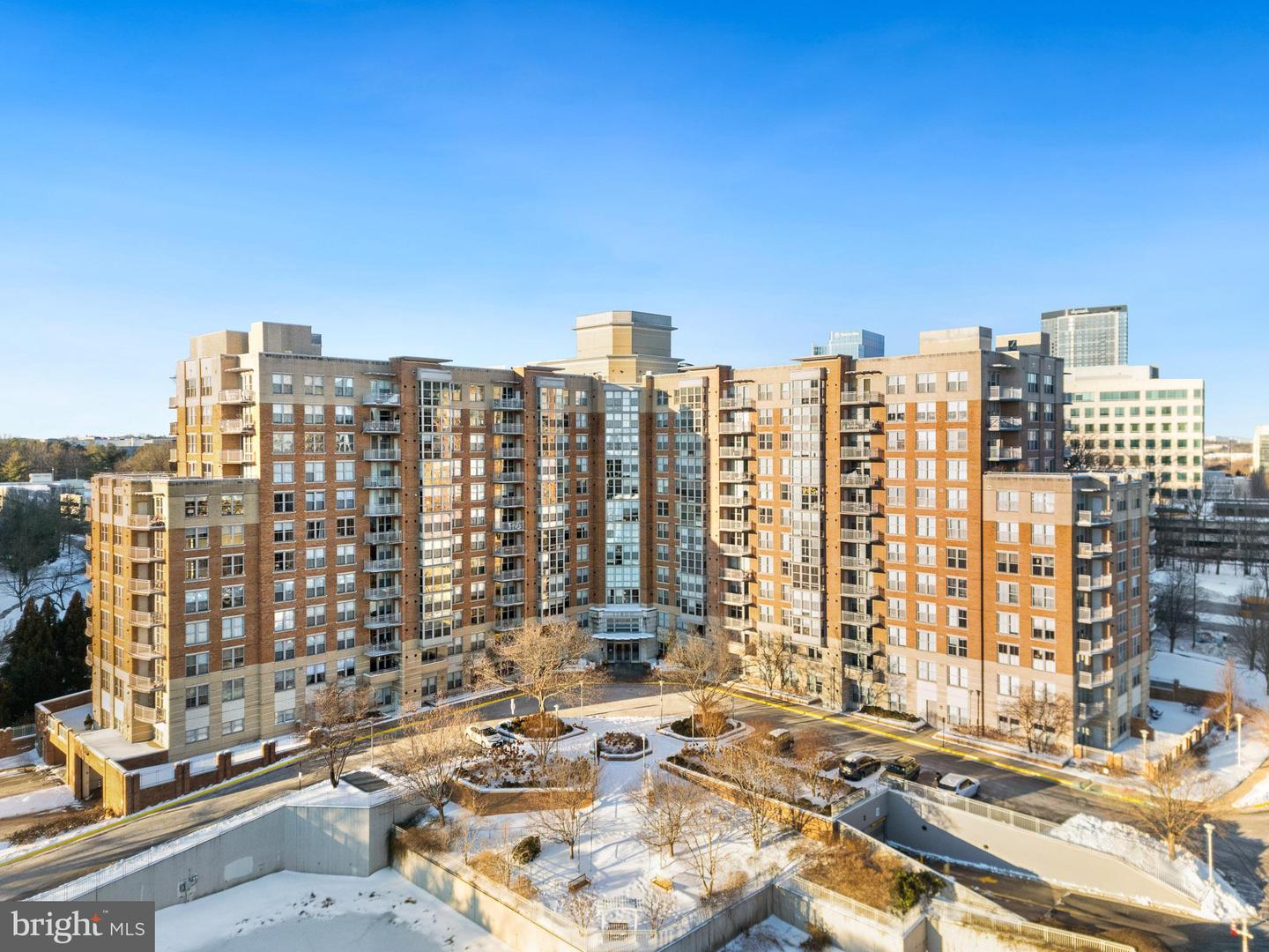 11800 SUNSET HILLS RD #702, RESTON, Virginia 20190, 2 Bedrooms Bedrooms, ,2 BathroomsBathrooms,Residential,For sale,11800 SUNSET HILLS RD #702,VAFX2287826 MLS # VAFX2287826 11800 SUNSET HILLS RD #702, RESTON, Virginia 20190, 2 Bedrooms Bedrooms, ,2 BathroomsBathrooms,Residential,For sale,11800 SUNSET HILLS RD #702,VAFX2287826 MLS # VAFX2287826