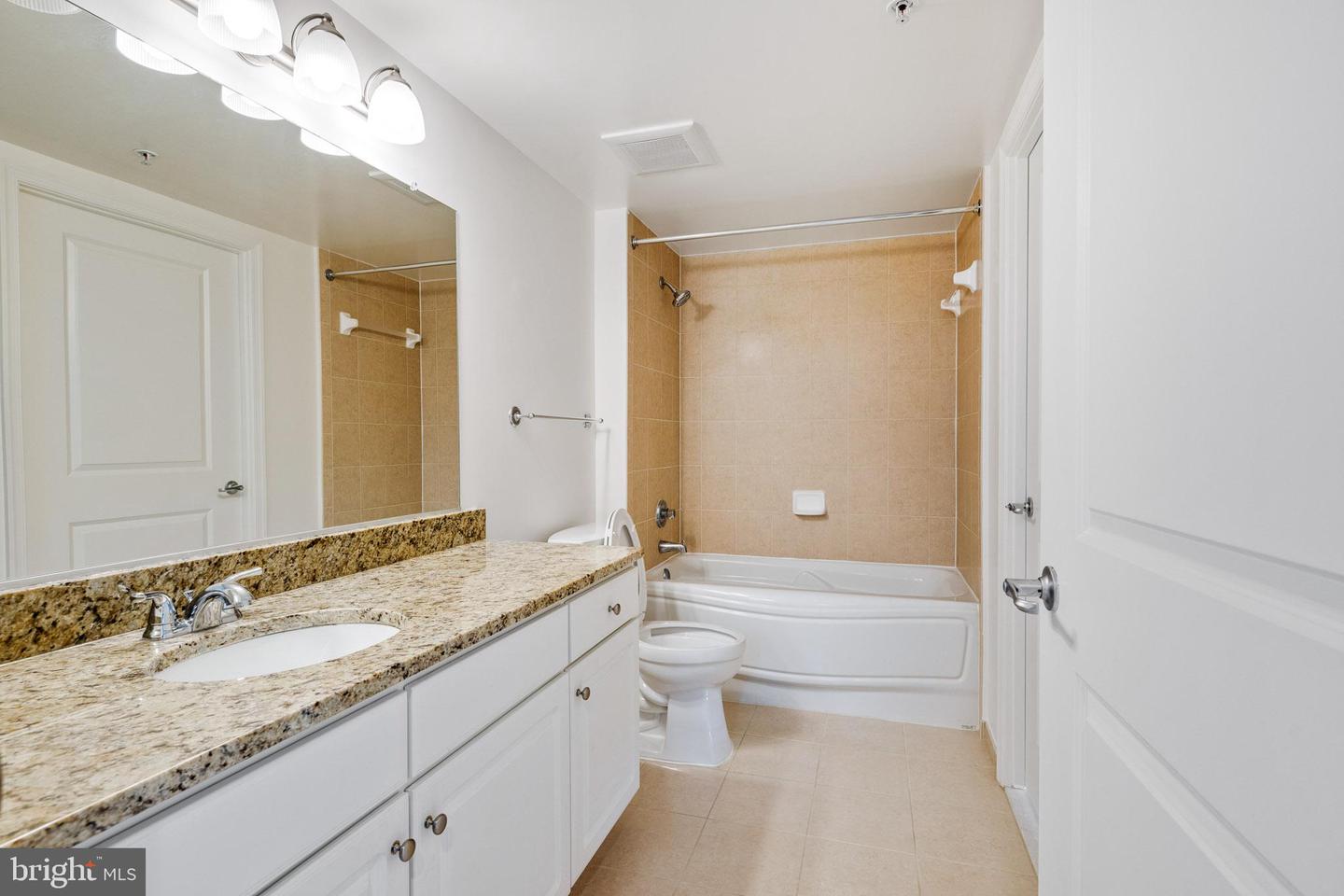 11800 SUNSET HILLS RD #702, RESTON, Virginia 20190, 2 Bedrooms Bedrooms, ,2 BathroomsBathrooms,Residential,For sale,11800 SUNSET HILLS RD #702,VAFX2287826 MLS # VAFX2287826 11800 SUNSET HILLS RD #702, RESTON, Virginia 20190, 2 Bedrooms Bedrooms, ,2 BathroomsBathrooms,Residential,For sale,11800 SUNSET HILLS RD #702,VAFX2287826 MLS # VAFX2287826