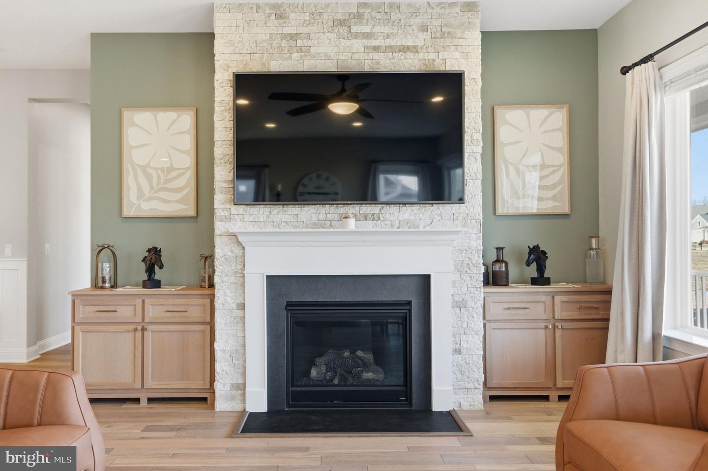 117 PINTAIL WAY, LAKE FREDERICK, Virginia 22630, 4 Bedrooms Bedrooms, ,4 BathroomsBathrooms,Residential,For sale,117 PINTAIL WAY,VAFV2039252 MLS # VAFV2039252