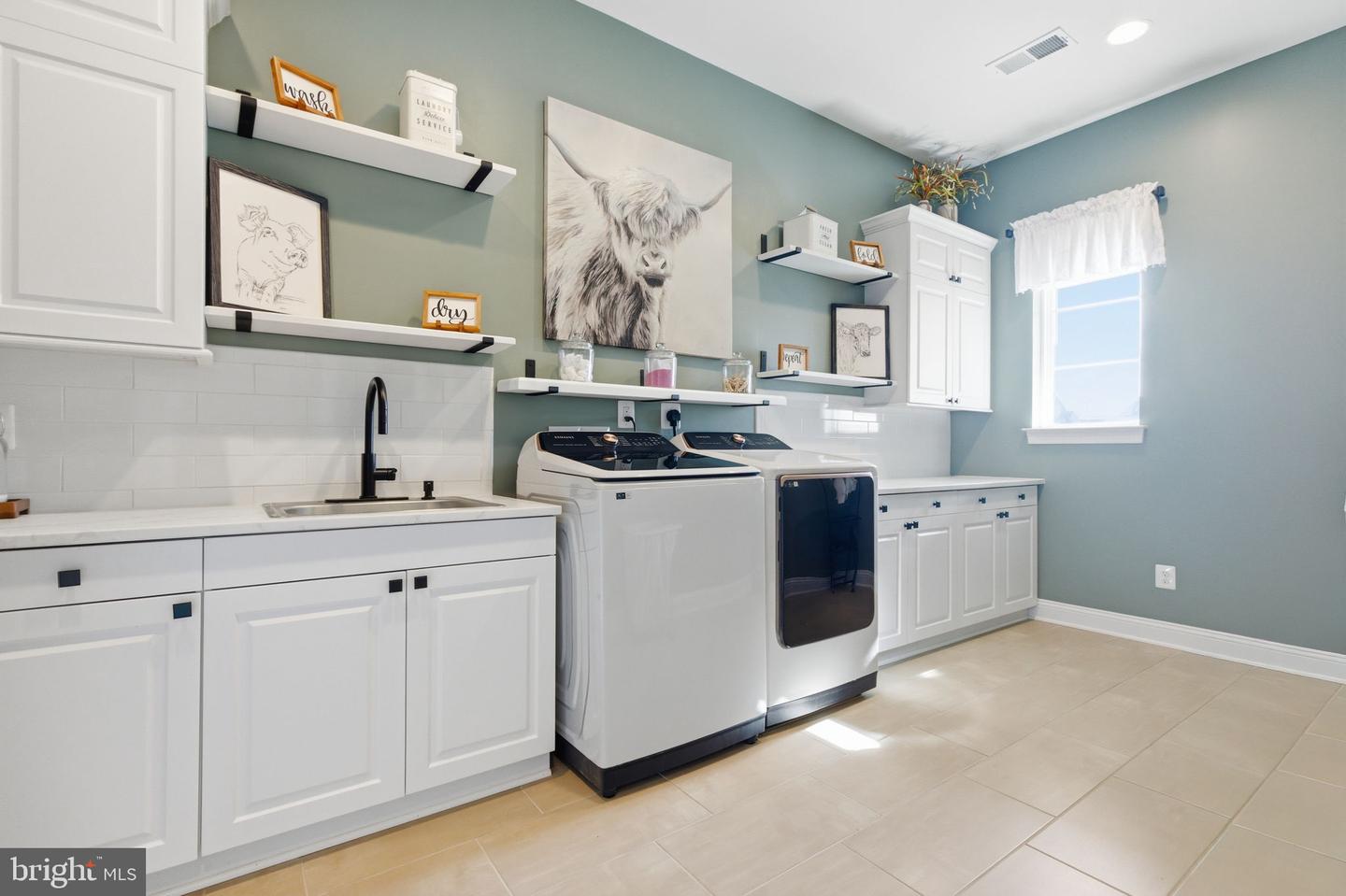 117 PINTAIL WAY, LAKE FREDERICK, Virginia 22630, 4 Bedrooms Bedrooms, ,4 BathroomsBathrooms,Residential,For sale,117 PINTAIL WAY,VAFV2039252 MLS # VAFV2039252