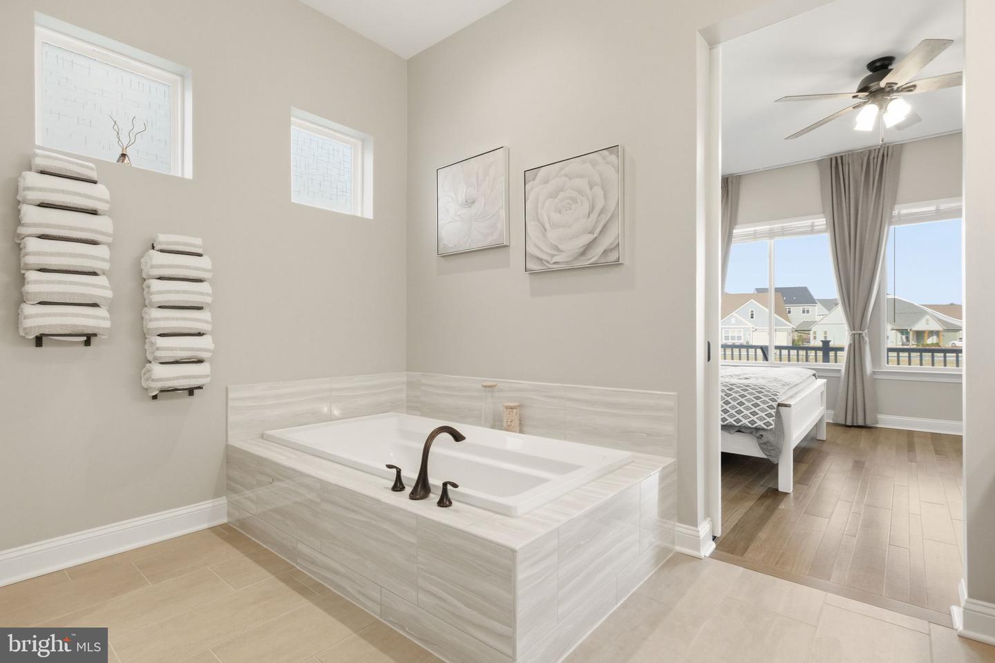 117 PINTAIL WAY, LAKE FREDERICK, Virginia 22630, 4 Bedrooms Bedrooms, ,4 BathroomsBathrooms,Residential,For sale,117 PINTAIL WAY,VAFV2039252 MLS # VAFV2039252