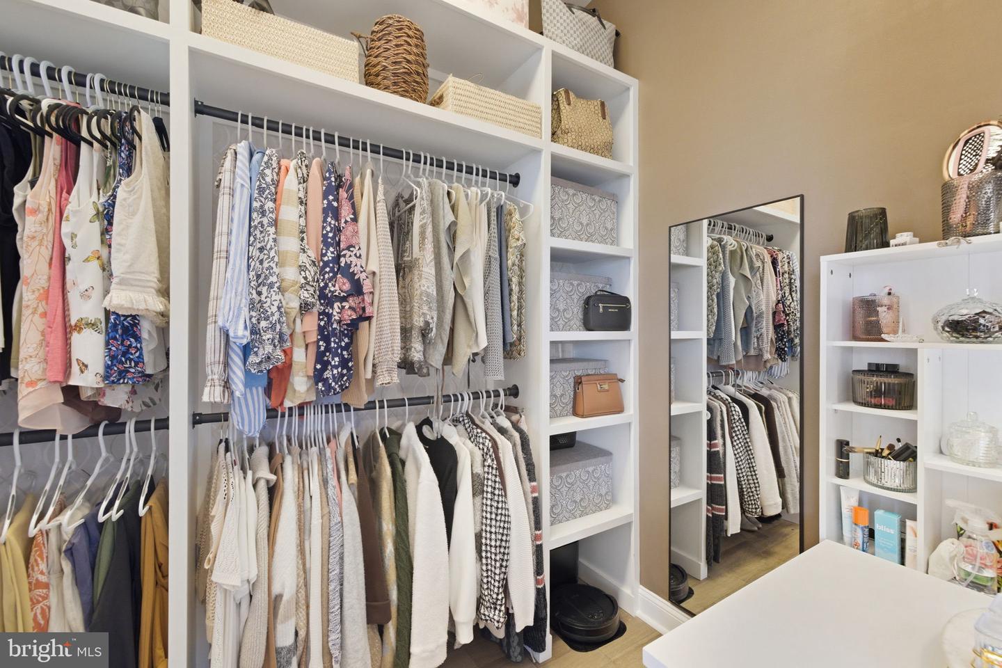 117 PINTAIL WAY, LAKE FREDERICK, Virginia 22630, 4 Bedrooms Bedrooms, ,4 BathroomsBathrooms,Residential,For sale,117 PINTAIL WAY,VAFV2039252 MLS # VAFV2039252