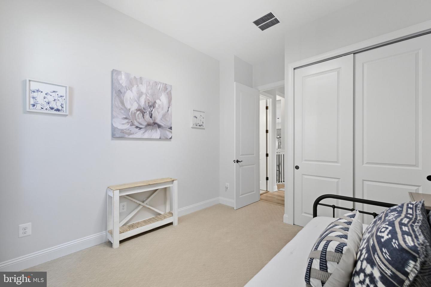 117 PINTAIL WAY, LAKE FREDERICK, Virginia 22630, 4 Bedrooms Bedrooms, ,4 BathroomsBathrooms,Residential,For sale,117 PINTAIL WAY,VAFV2039252 MLS # VAFV2039252