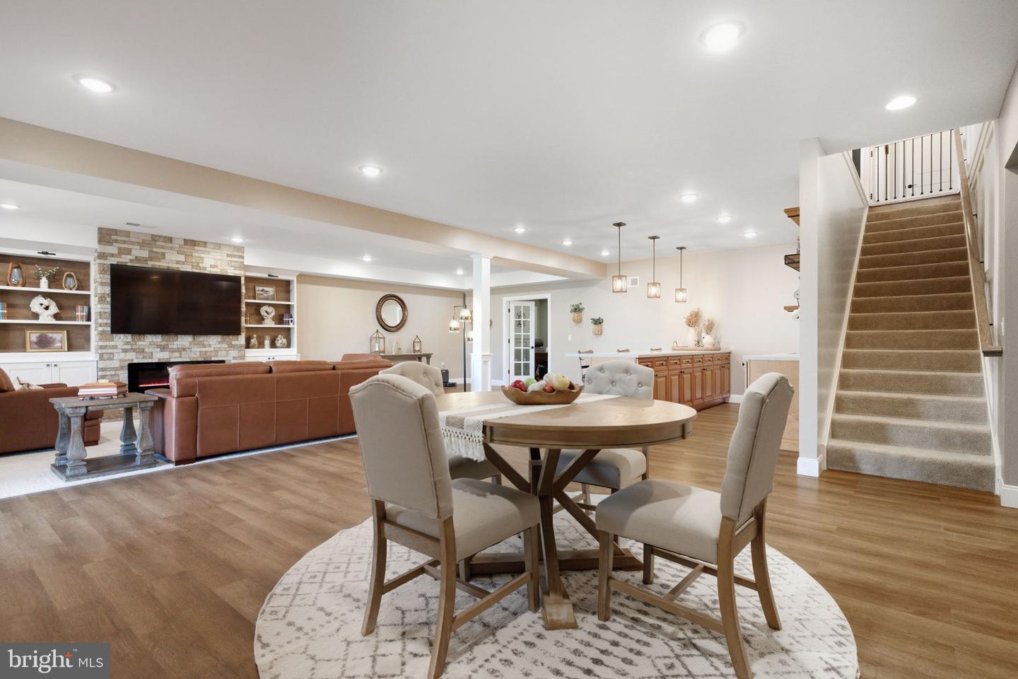 117 PINTAIL WAY, LAKE FREDERICK, Virginia 22630, 4 Bedrooms Bedrooms, ,4 BathroomsBathrooms,Residential,For sale,117 PINTAIL WAY,VAFV2039252 MLS # VAFV2039252