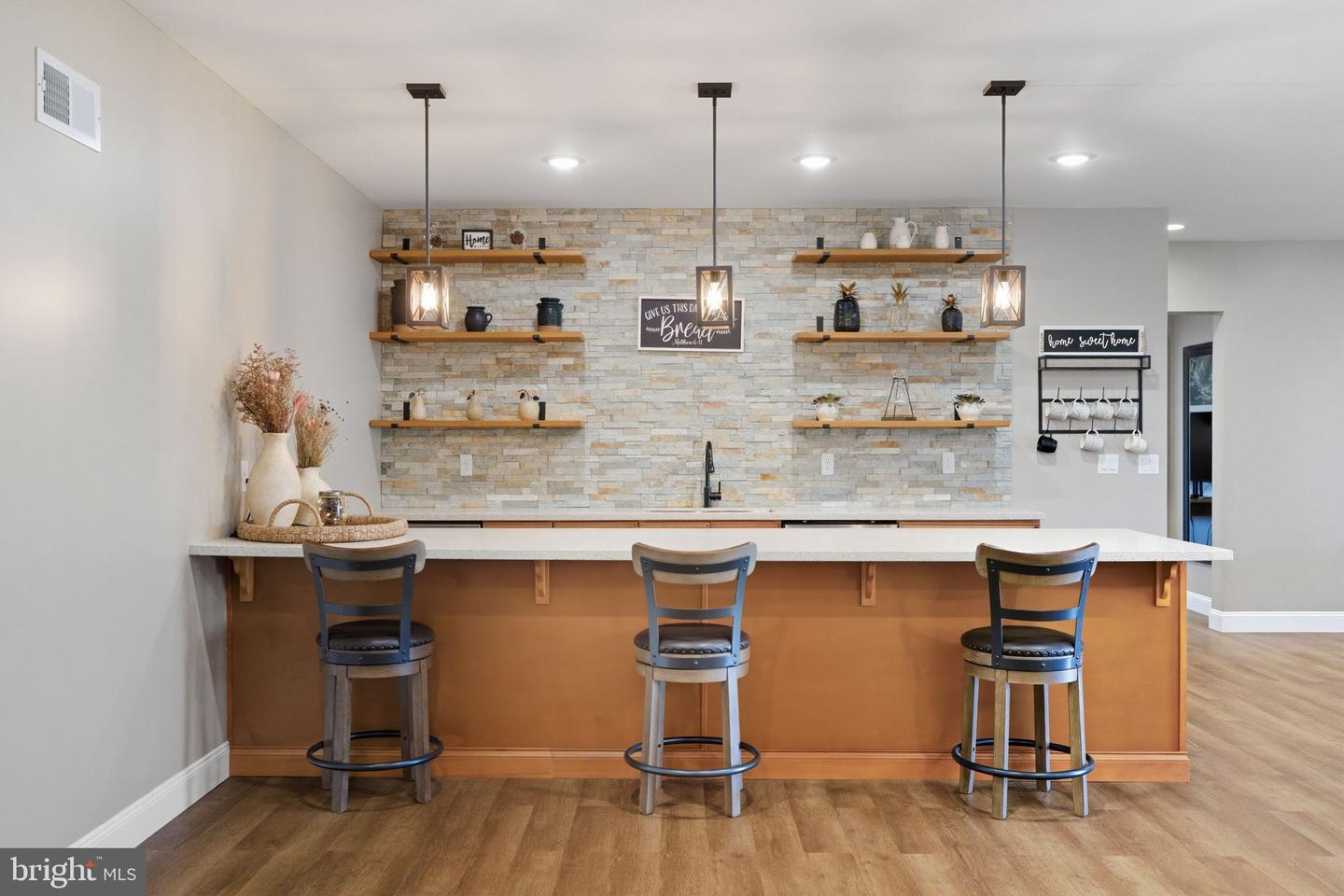 117 PINTAIL WAY, LAKE FREDERICK, Virginia 22630, 4 Bedrooms Bedrooms, ,4 BathroomsBathrooms,Residential,For sale,117 PINTAIL WAY,VAFV2039252 MLS # VAFV2039252