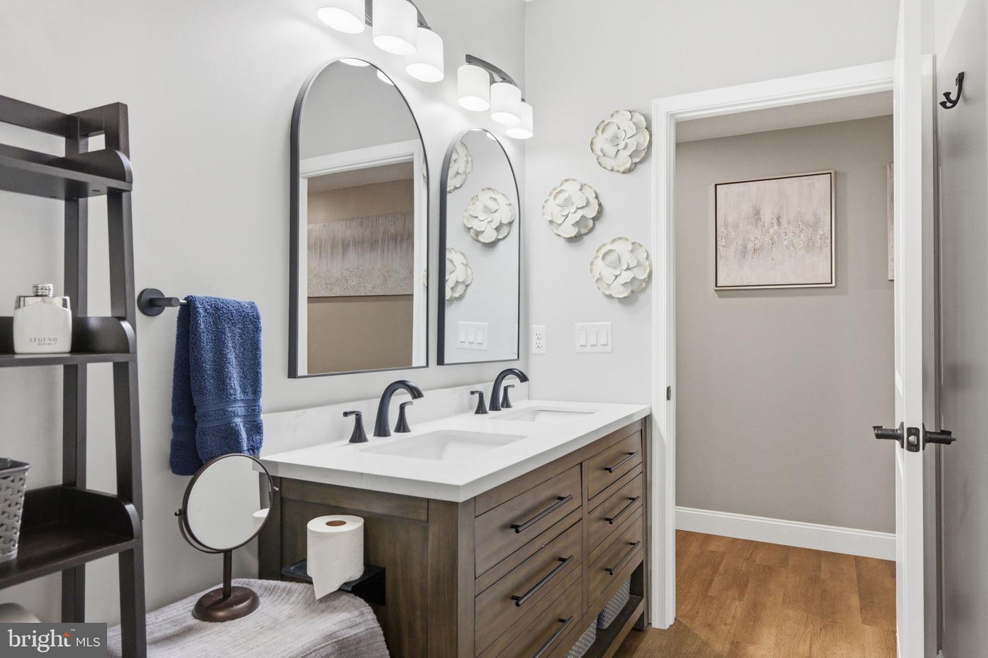 117 PINTAIL WAY, LAKE FREDERICK, Virginia 22630, 4 Bedrooms Bedrooms, ,4 BathroomsBathrooms,Residential,For sale,117 PINTAIL WAY,VAFV2039252 MLS # VAFV2039252