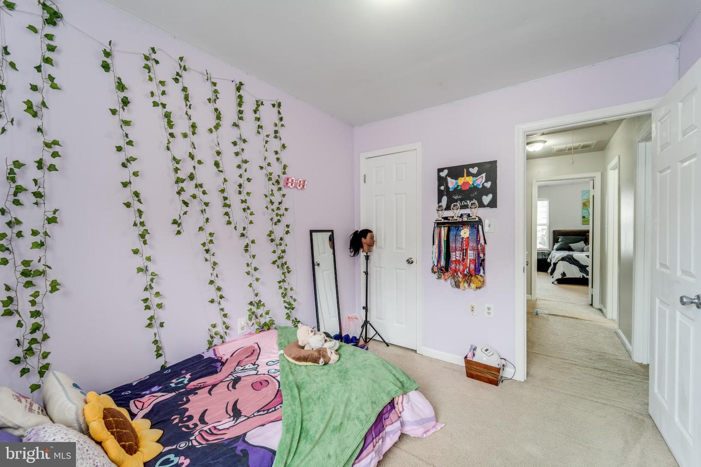 14072 OXBRIDGE INN CT, WOODBRIDGE, Virginia 22193, 3 Bedrooms Bedrooms, 7 Rooms Rooms,3 BathroomsBathrooms,Residential,For sale,14072 OXBRIDGE INN CT,VAPW2111428 MLS # VAPW2111428