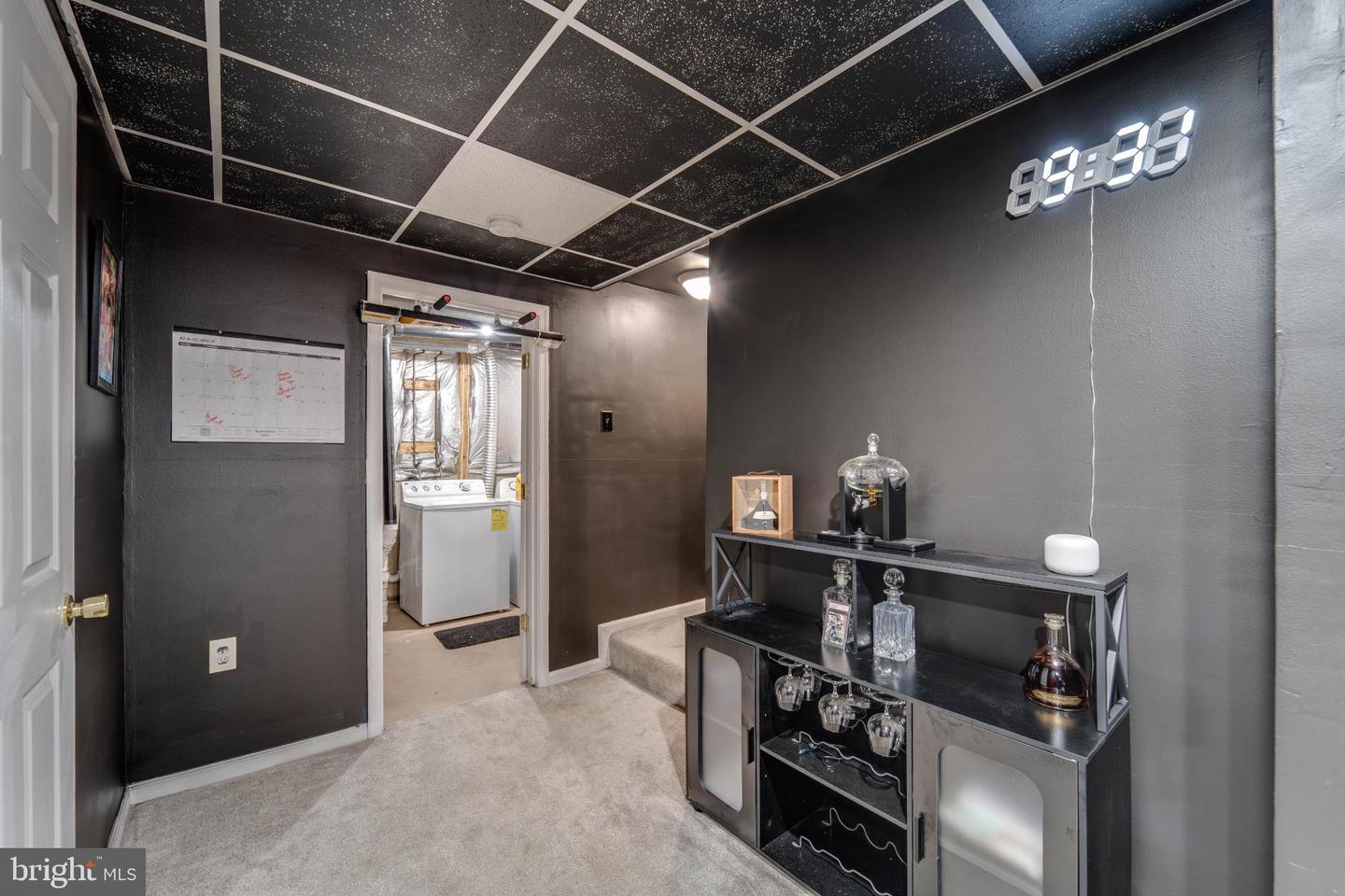 14072 OXBRIDGE INN CT, WOODBRIDGE, Virginia 22193, 3 Bedrooms Bedrooms, 7 Rooms Rooms,3 BathroomsBathrooms,Residential,For sale,14072 OXBRIDGE INN CT,VAPW2111428 MLS # VAPW2111428