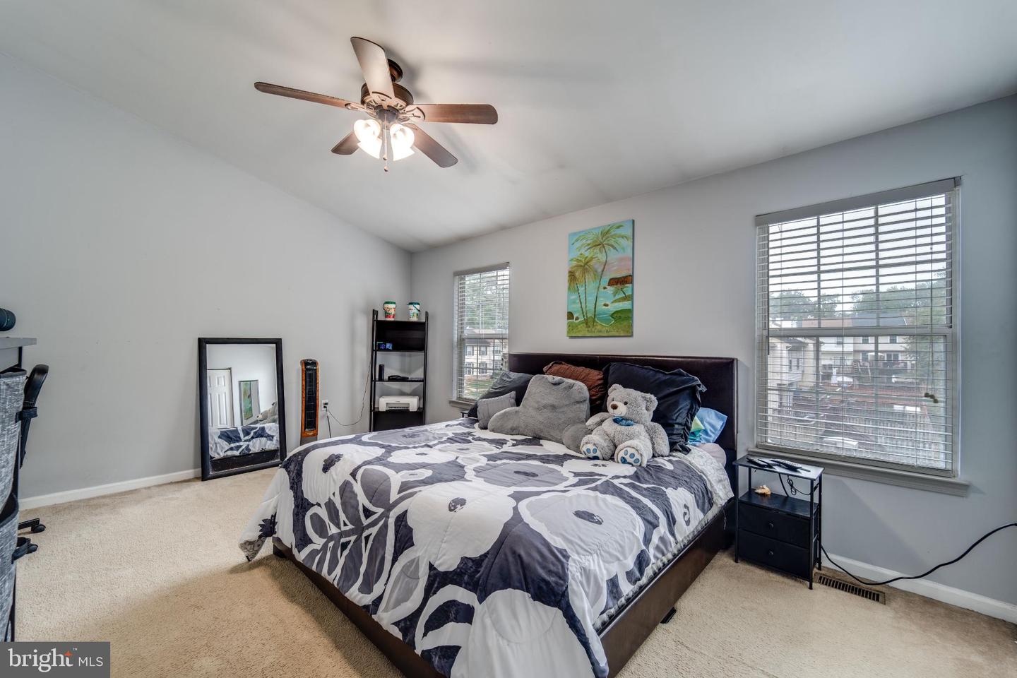 14072 OXBRIDGE INN CT, WOODBRIDGE, Virginia 22193, 3 Bedrooms Bedrooms, 7 Rooms Rooms,3 BathroomsBathrooms,Residential,For sale,14072 OXBRIDGE INN CT,VAPW2111428 MLS # VAPW2111428