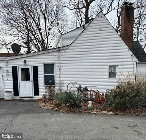 13346 REGAL CREST DR, CLIFTON, Virginia 20124, 4 Bedrooms Bedrooms, ,2 BathroomsBathrooms,Residential,For sale,13346 REGAL CREST DR,VAFX2287956 MLS # VAFX2287956