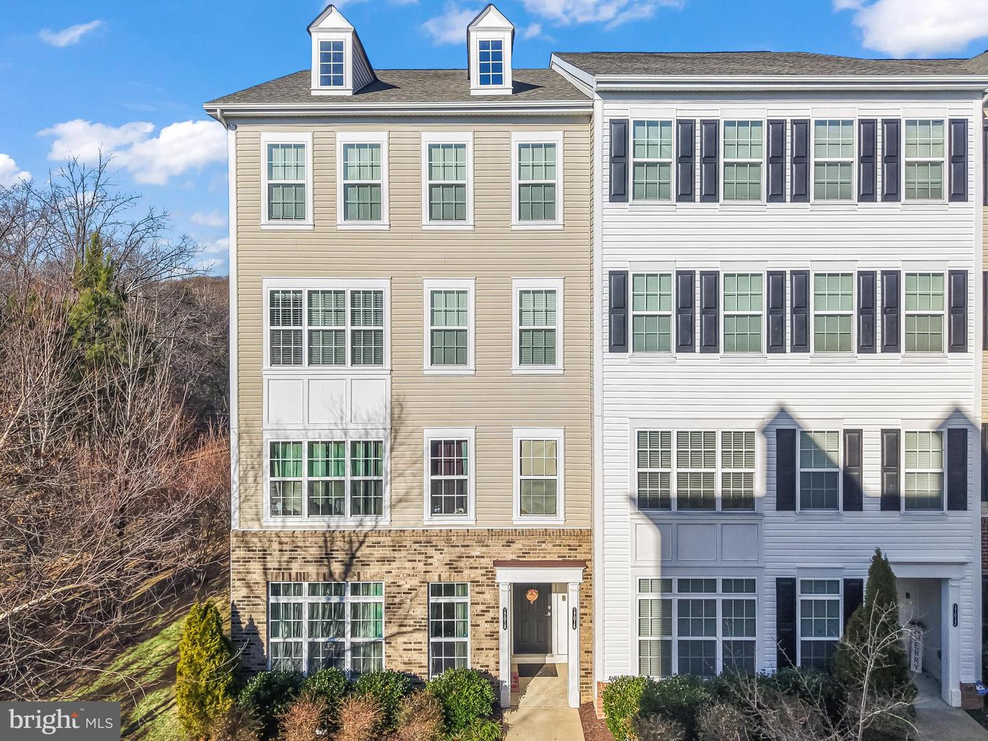 17016 BEVERIDGE DR, DUMFRIES, Virginia 22026, 3 Bedrooms Bedrooms, ,2 BathroomsBathrooms,Residential,For sale,17016 BEVERIDGE DR,VAPW2111452 MLS # VAPW2111452