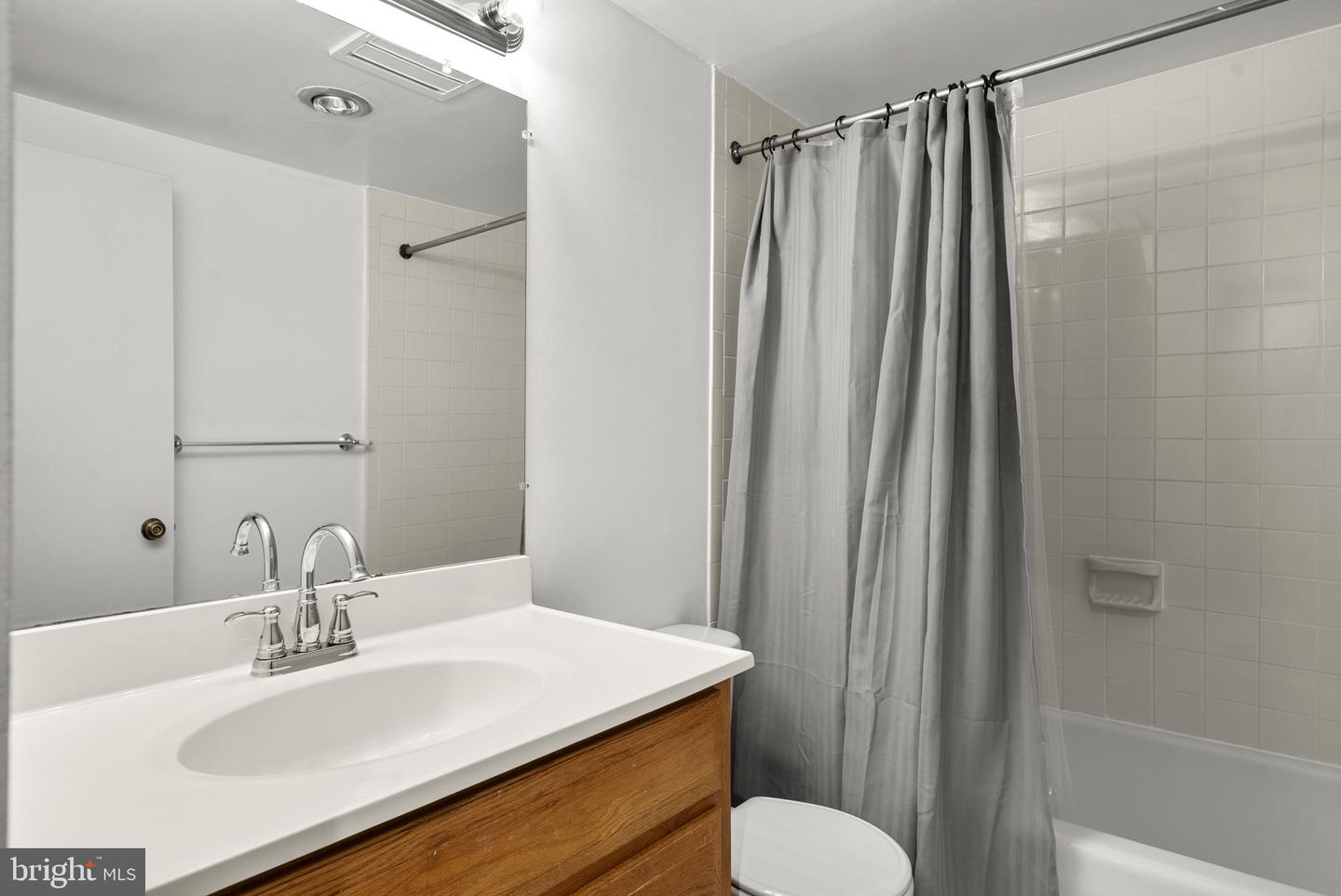 3101 NEW MEXICO AVE NW #205, WASHINGTON, District Of Columbia 20016, ,1 BathroomBathrooms,Residential,For sale,3101 NEW MEXICO AVE NW #205,DCDC2243740 MLS # DCDC2243740 3101 NEW MEXICO AVE NW #205, WASHINGTON, District Of Columbia 20016, ,1 BathroomBathrooms,Residential,For sale,3101 NEW MEXICO AVE NW #205,DCDC2243740 MLS # DCDC2243740