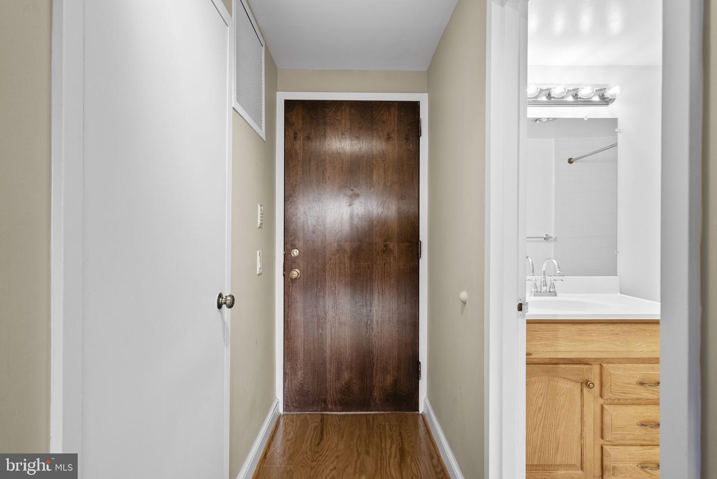 3101 NEW MEXICO AVE NW #205, WASHINGTON, District Of Columbia 20016, ,1 BathroomBathrooms,Residential,For sale,3101 NEW MEXICO AVE NW #205,DCDC2243740 MLS # DCDC2243740 3101 NEW MEXICO AVE NW #205, WASHINGTON, District Of Columbia 20016, ,1 BathroomBathrooms,Residential,For sale,3101 NEW MEXICO AVE NW #205,DCDC2243740 MLS # DCDC2243740