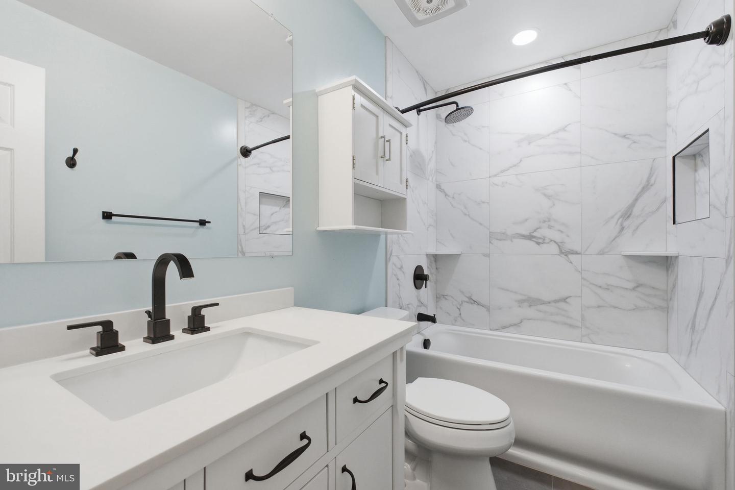 2145 KINGS MILL CT, FALLS CHURCH, Virginia 22043, 4 Bedrooms Bedrooms, ,3 BathroomsBathrooms,Residential,For sale,2145 KINGS MILL CT,VAFX2287962 MLS # VAFX2287962