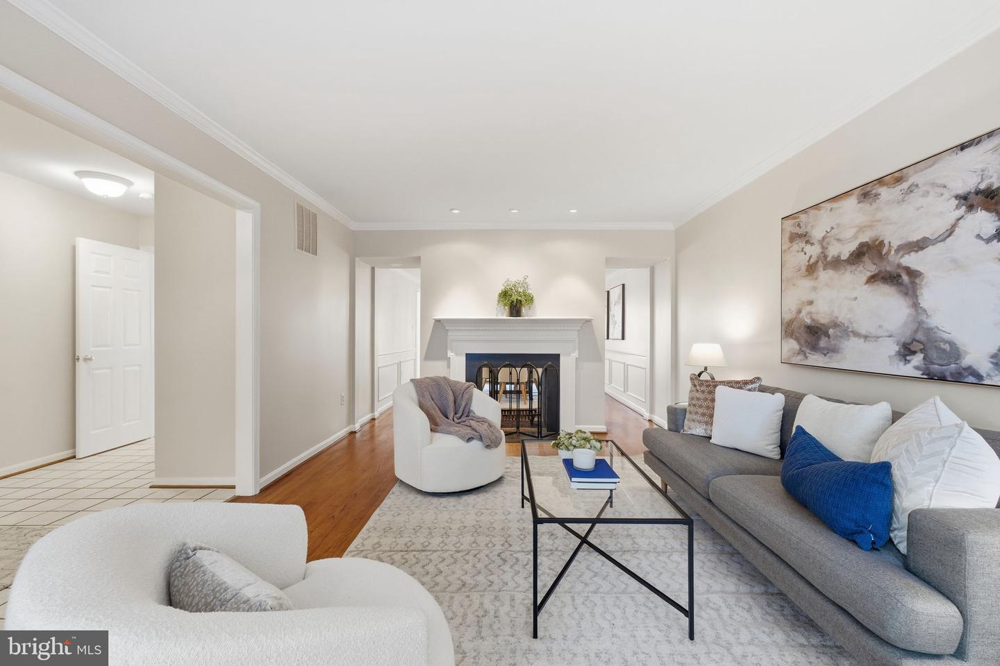 2145 KINGS MILL CT, FALLS CHURCH, Virginia 22043, 4 Bedrooms Bedrooms, ,3 BathroomsBathrooms,Residential,For sale,2145 KINGS MILL CT,VAFX2287962 MLS # VAFX2287962