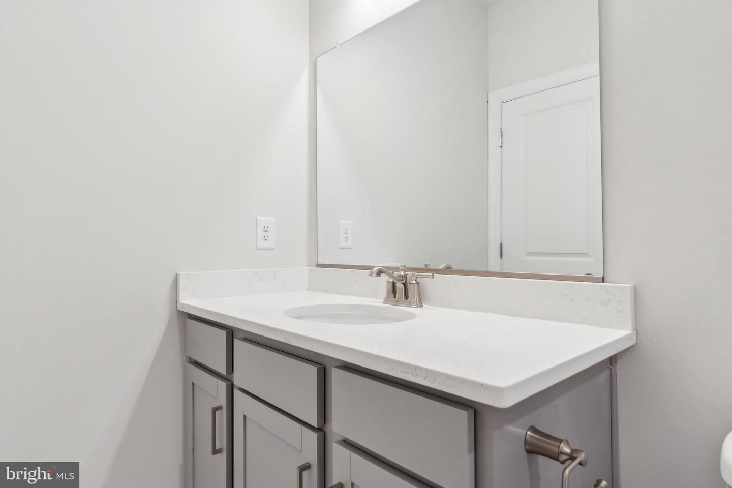 1244 TREVISO BAY, WILLIAMSBURG, Virginia 23188, 4 Bedrooms Bedrooms, ,2 BathroomsBathrooms,Residential,For sale,1244 TREVISO BAY,VAJC2000588 MLS # VAJC2000588