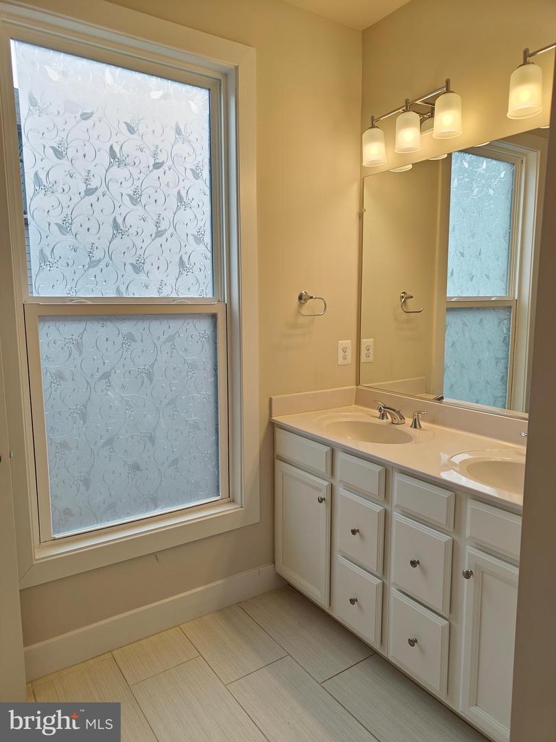 2393 LIBERTY LOOP, HERNDON, Virginia 20171, 3 Bedrooms Bedrooms, ,2 BathroomsBathrooms,Residential,For sale,2393 LIBERTY LOOP,VAFX2287982 MLS # VAFX2287982 2393 LIBERTY LOOP, HERNDON, Virginia 20171, 3 Bedrooms Bedrooms, ,2 BathroomsBathrooms,Residential,For sale,2393 LIBERTY LOOP,VAFX2287982 MLS # VAFX2287982