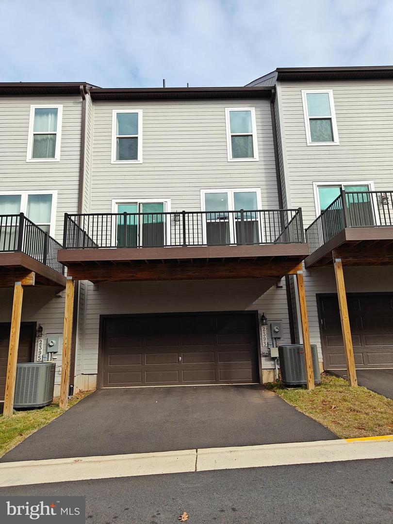 2393 LIBERTY LOOP, HERNDON, Virginia 20171, 3 Bedrooms Bedrooms, ,2 BathroomsBathrooms,Residential,For sale,2393 LIBERTY LOOP,VAFX2287982 MLS # VAFX2287982 2393 LIBERTY LOOP, HERNDON, Virginia 20171, 3 Bedrooms Bedrooms, ,2 BathroomsBathrooms,Residential,For sale,2393 LIBERTY LOOP,VAFX2287982 MLS # VAFX2287982