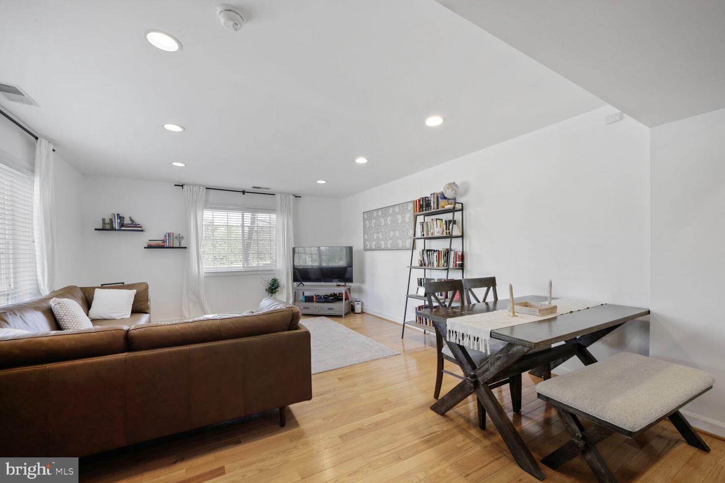 1617-B N VAN DORN ST, ALEXANDRIA, Virginia 22304, 2 Bedrooms Bedrooms, ,1 BathroomBathrooms,Residential,For sale,1617-B N VAN DORN ST,VAAX2044398 MLS # VAAX2044398