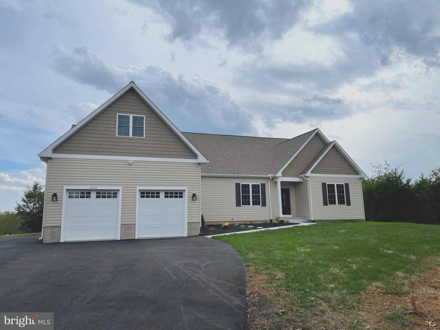 2012 DOZER LN, CATLETT, Virginia 20119, 4 Bedrooms Bedrooms, 7 Rooms Rooms,3 BathroomsBathrooms,Residential,For sale,2012 DOZER LN,VAFQ2017950 MLS # VAFQ2017950 2012 DOZER LN, CATLETT, Virginia 20119, 4 Bedrooms Bedrooms, 7 Rooms Rooms,3 BathroomsBathrooms,Residential,For sale,2012 DOZER LN,VAFQ2017950 MLS # VAFQ2017950