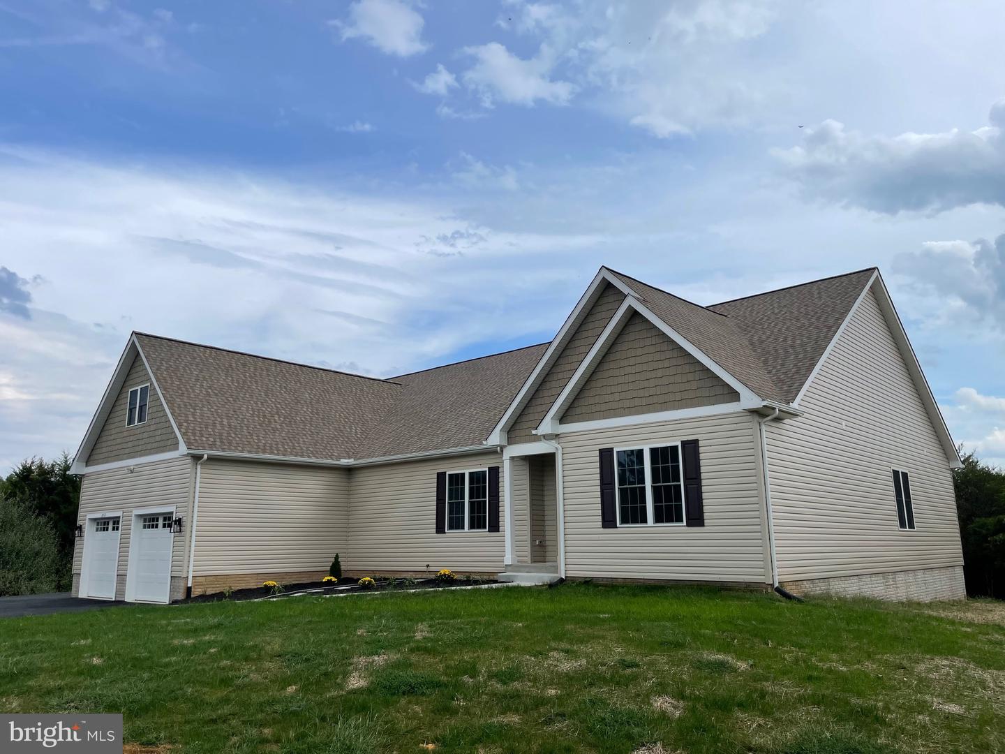 2012 DOZER LN, CATLETT, Virginia 20119, 4 Bedrooms Bedrooms, 7 Rooms Rooms,3 BathroomsBathrooms,Residential,For sale,2012 DOZER LN,VAFQ2017950 MLS # VAFQ2017950 2012 DOZER LN, CATLETT, Virginia 20119, 4 Bedrooms Bedrooms, 7 Rooms Rooms,3 BathroomsBathrooms,Residential,For sale,2012 DOZER LN,VAFQ2017950 MLS # VAFQ2017950