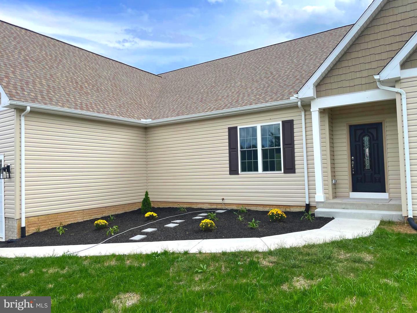 2012 DOZER LN, CATLETT, Virginia 20119, 4 Bedrooms Bedrooms, 7 Rooms Rooms,3 BathroomsBathrooms,Residential,For sale,2012 DOZER LN,VAFQ2017950 MLS # VAFQ2017950 2012 DOZER LN, CATLETT, Virginia 20119, 4 Bedrooms Bedrooms, 7 Rooms Rooms,3 BathroomsBathrooms,Residential,For sale,2012 DOZER LN,VAFQ2017950 MLS # VAFQ2017950